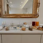 Nocleg ze śniadaniem Mida Luxury 3*
