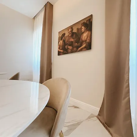 Nocleg ze śniadaniem Mida Luxury Neapol