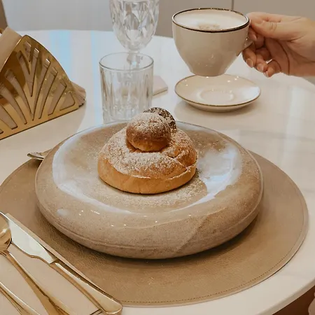 Nocleg ze śniadaniem Mida Luxury